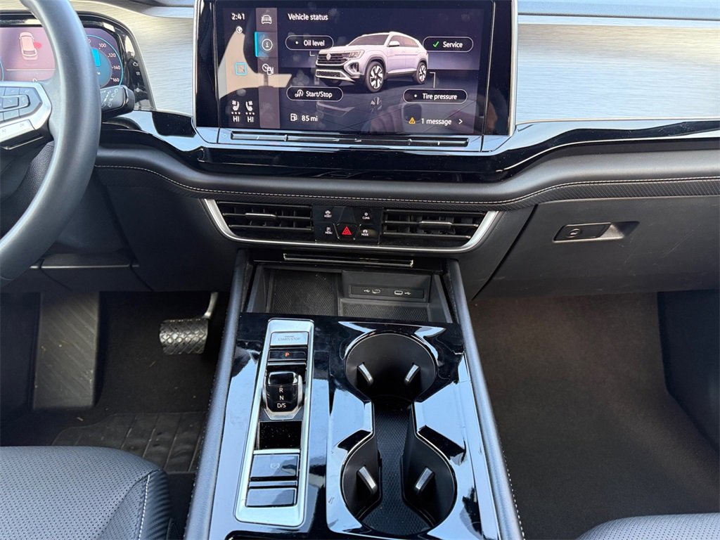 Used 2024 Volkswagen Atlas Cross Sport SE image 11