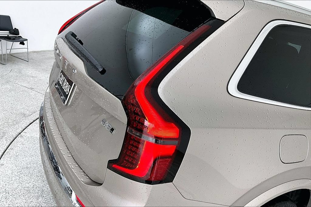 New 2026 Volvo XC90 B5 Plus AWD/4WD image 35