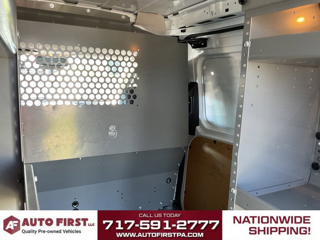 Used 2022 Ford Transit Connect XL FWD image 13