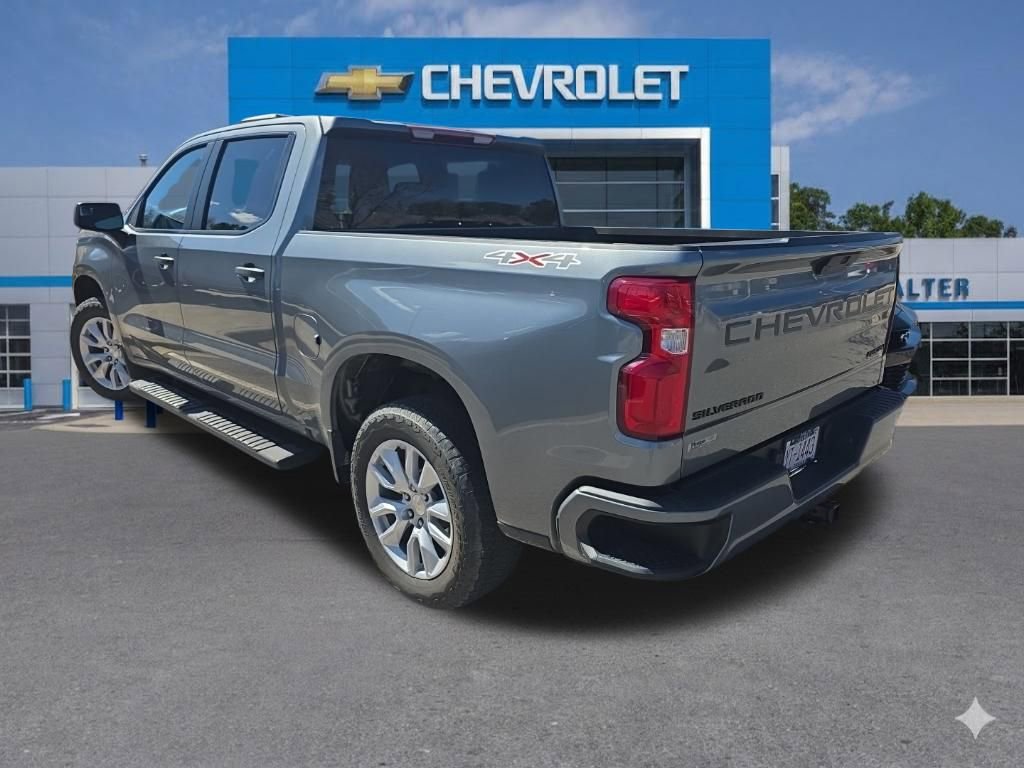 Used 2021 Chevrolet Silverado 1500 Custom w/ LPO, Dark Essentials Package image 6