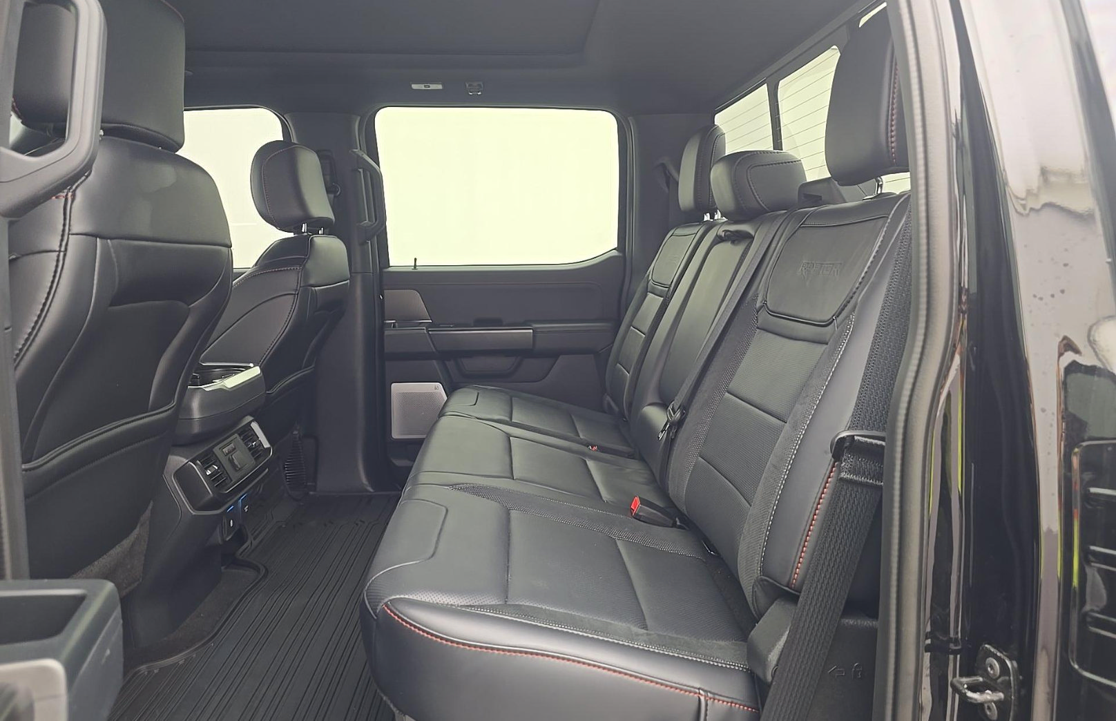 Used 2025 Ford F150 Raptor AWD/4WD image 12