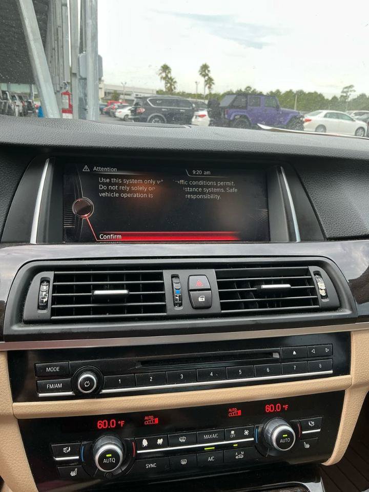Used 2015 BMW 528i xDrive Sedan AWD/4WD image 9