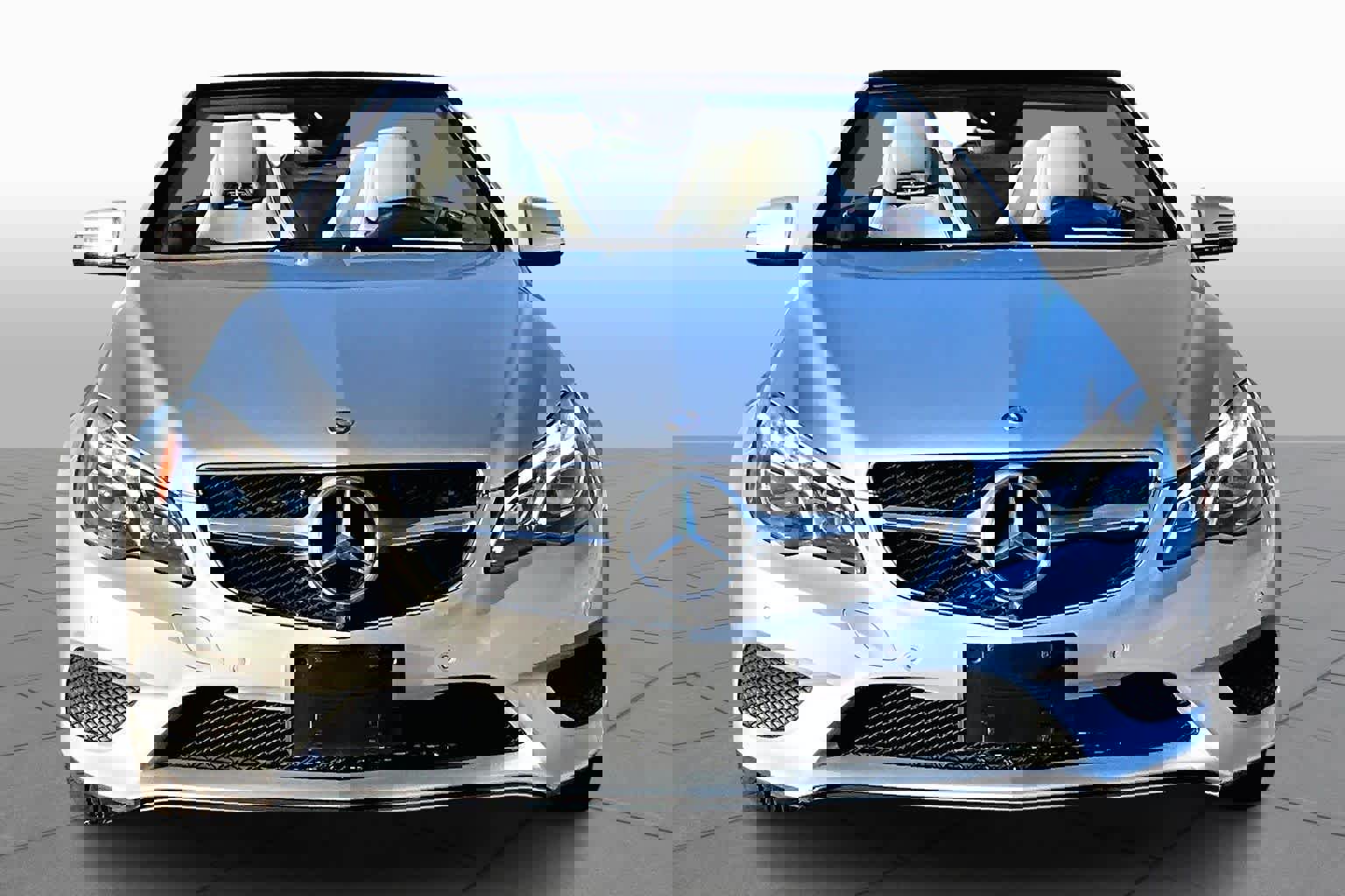 Used 2015 Mercedes-Benz E 400 Cabriolet image 3