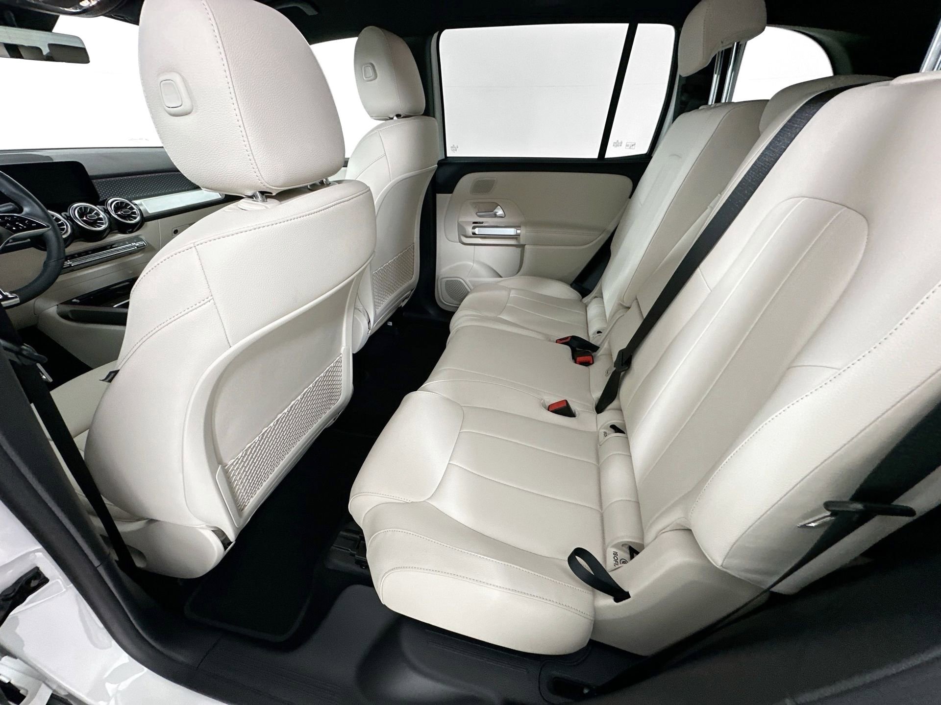 Certified 2024 Mercedes-Benz EQB 300 4MATIC image 25