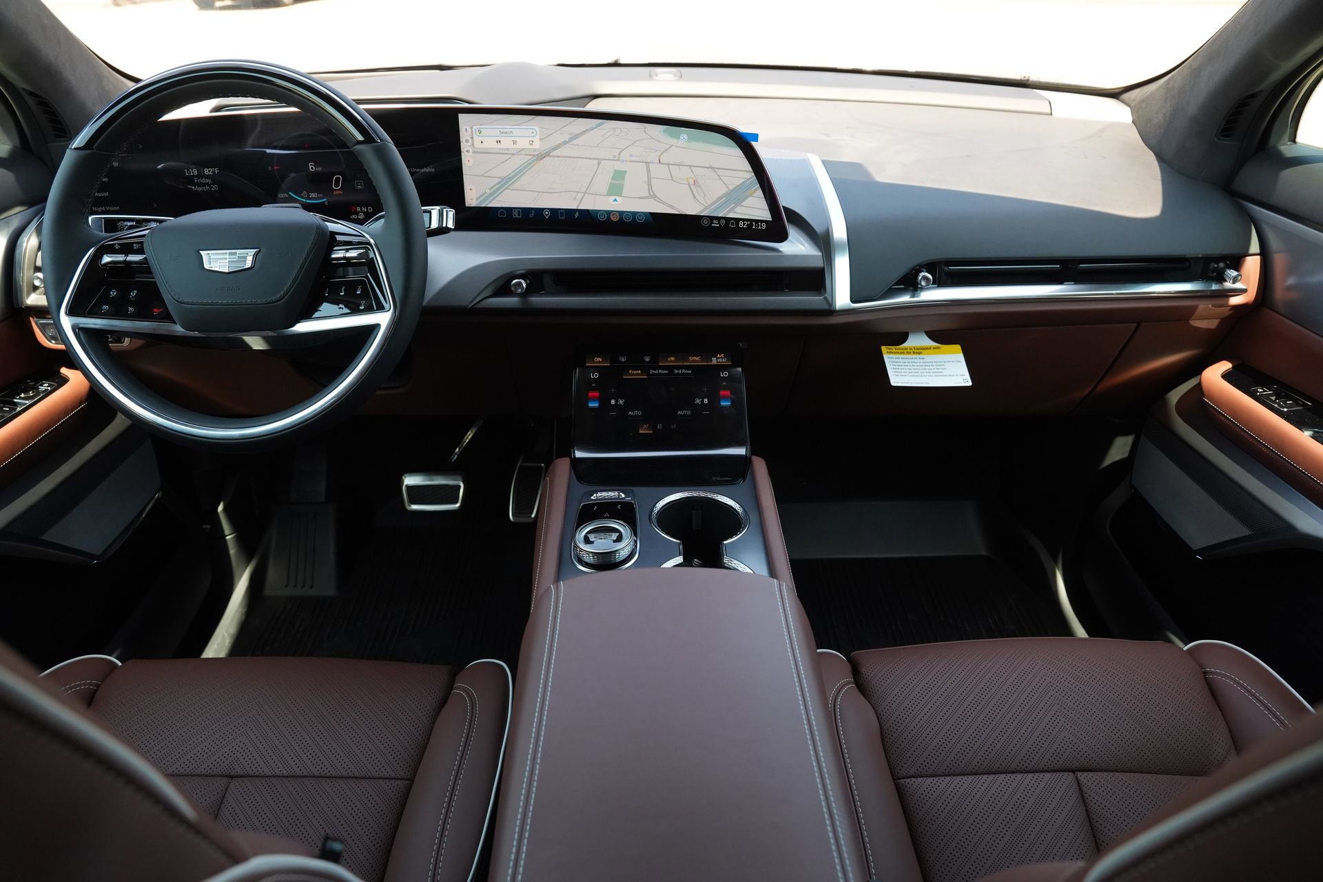 New 2026 Cadillac Vistiq Platinum w/ LPO, Floor Liner Package image 7