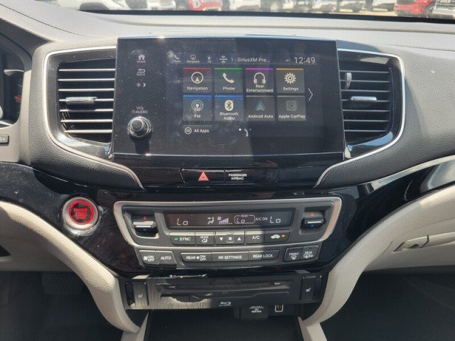 Used 2019 Honda Pilot Touring image 18