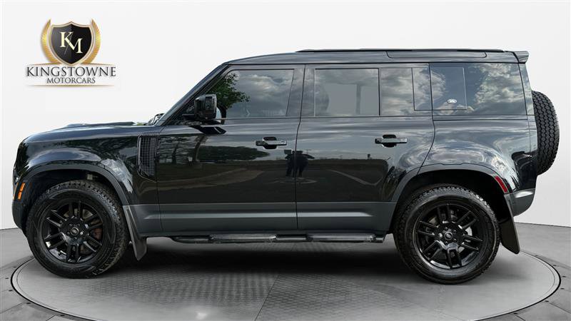 Used 2023 Land Rover Defender 110 S AWD/4WD image 2