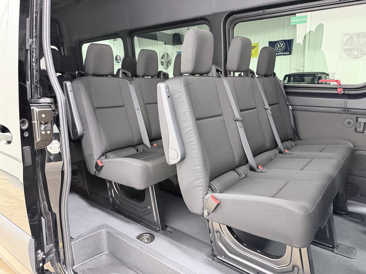 Used 2025 Mercedes-Benz Sprinter 2500 image 29