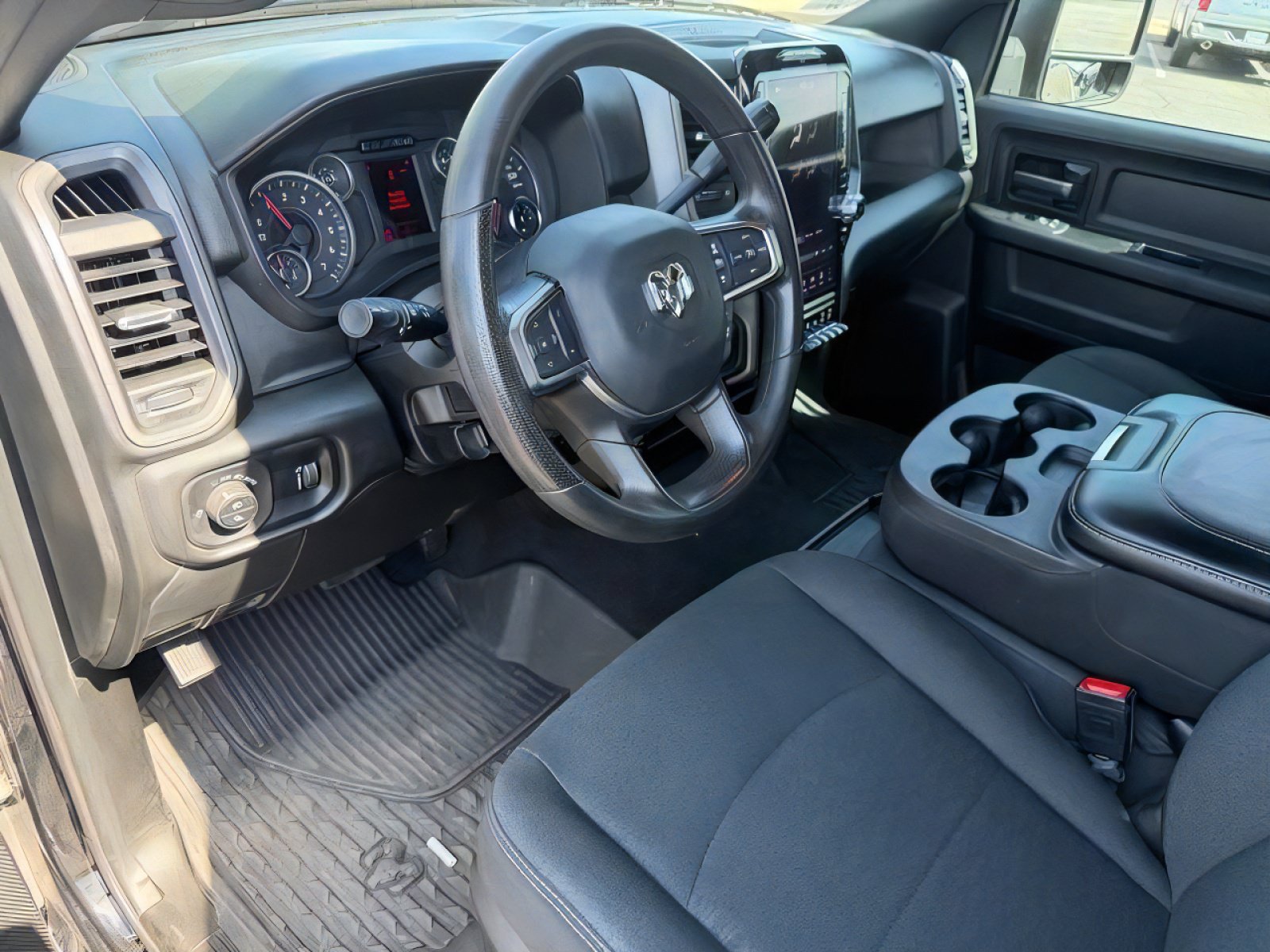 Certified 2025 RAM 2500 Tradesman AWD/4WD image 13