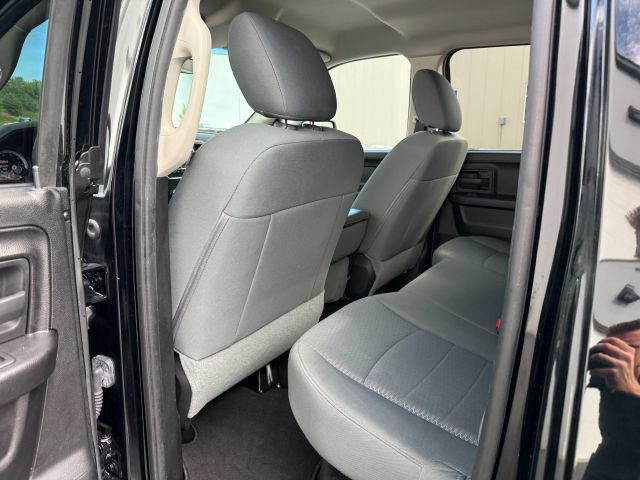 Used 2015 RAM 1500 Express AWD/4WD image 18