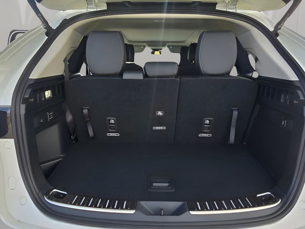 Used 2025 MAZDA CX-90 Plug-In Hybrid w/Premium Sport image 30