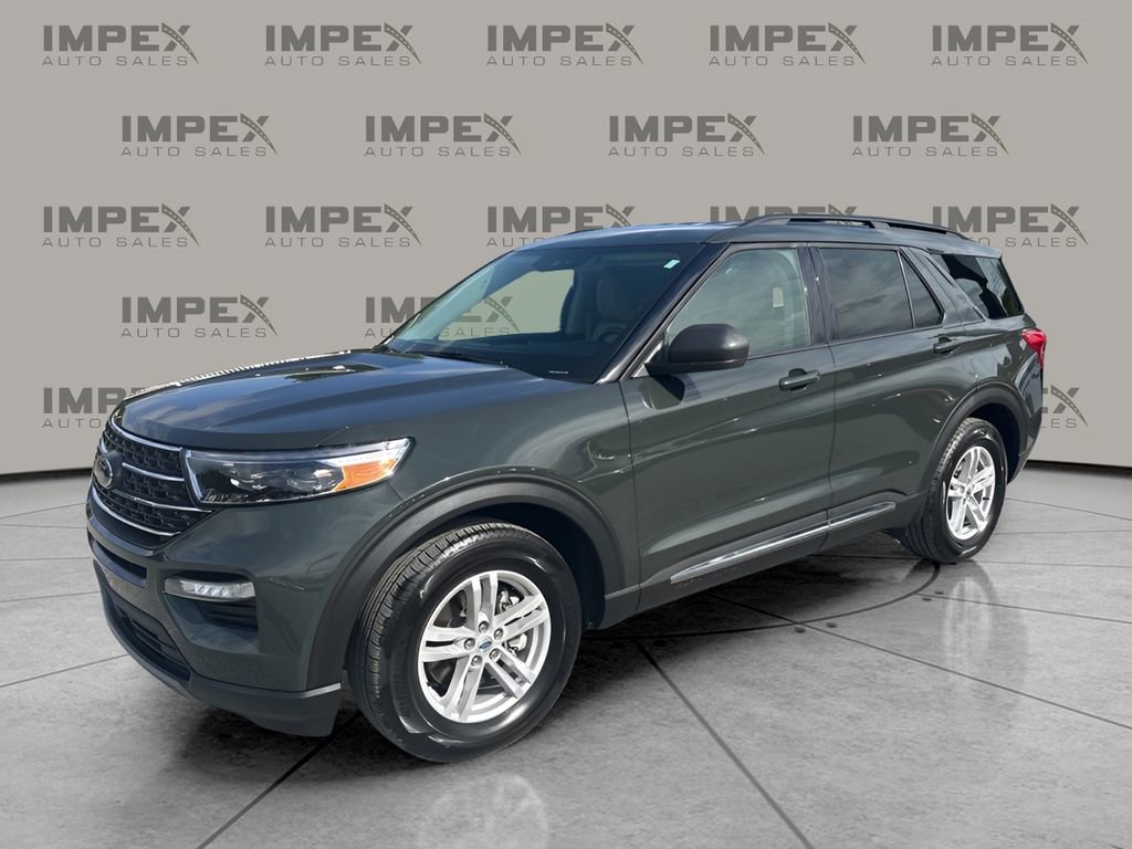Used 2024 Ford Explorer XLT w/ Equipment Group 202A image 1
