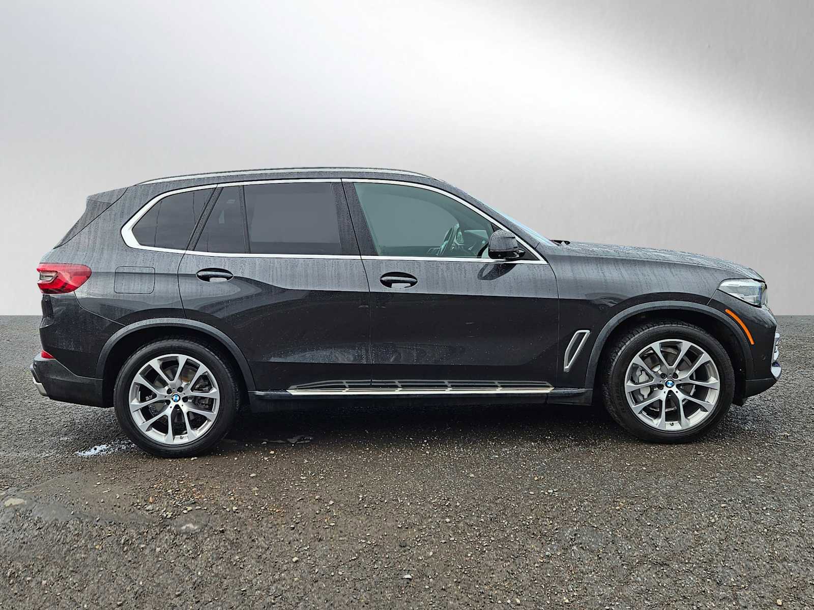 Used 2023 BMW X5 xDrive40i image 2