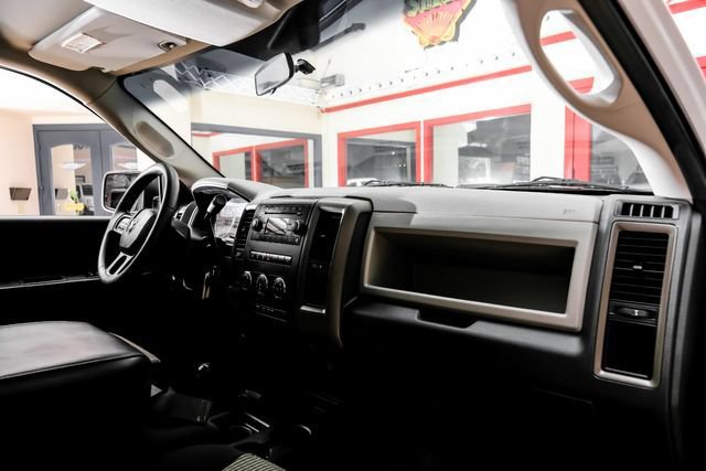 Used 2012 RAM 2500 ST w/ Chrome Appearance Group AWD/4WD image 15