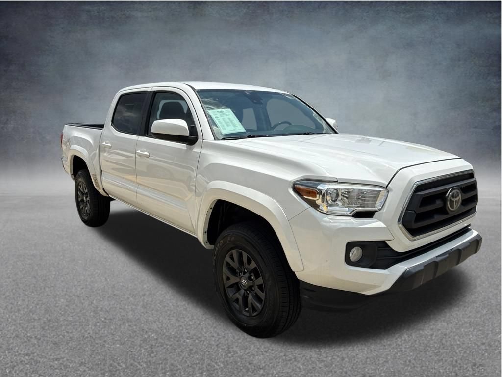 Used 2020 Toyota Tacoma SR5 AWD/4WD image 4