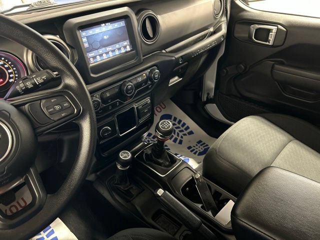 Used 2023 Jeep Wrangler Sport AWD/4WD image 25