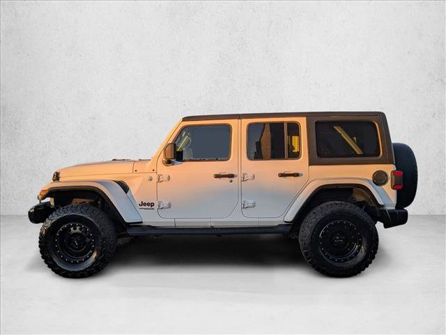 Used 2018 Jeep Wrangler Unlimited Sahara w/ Uconnect 4C Nav & Sound Group image 9