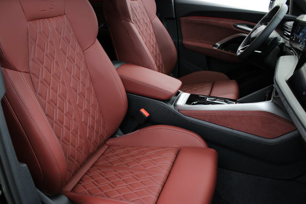 New 2026 Audi SQ5 Prestige AWD/4WD image 24