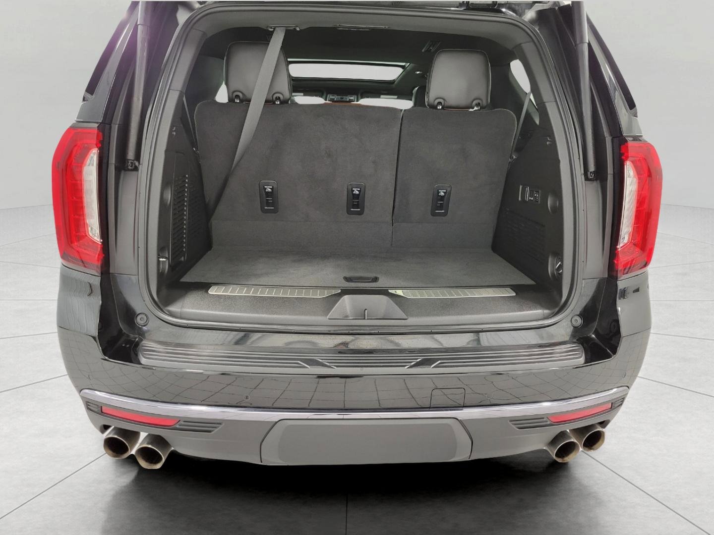 Certified 2024 GMC Yukon Denali Ultimate image 16