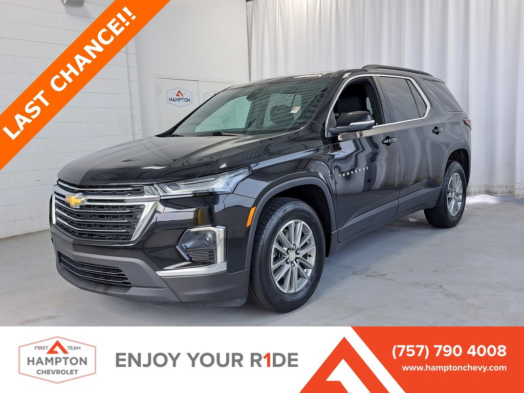 Used 2023 Chevrolet Traverse LT
