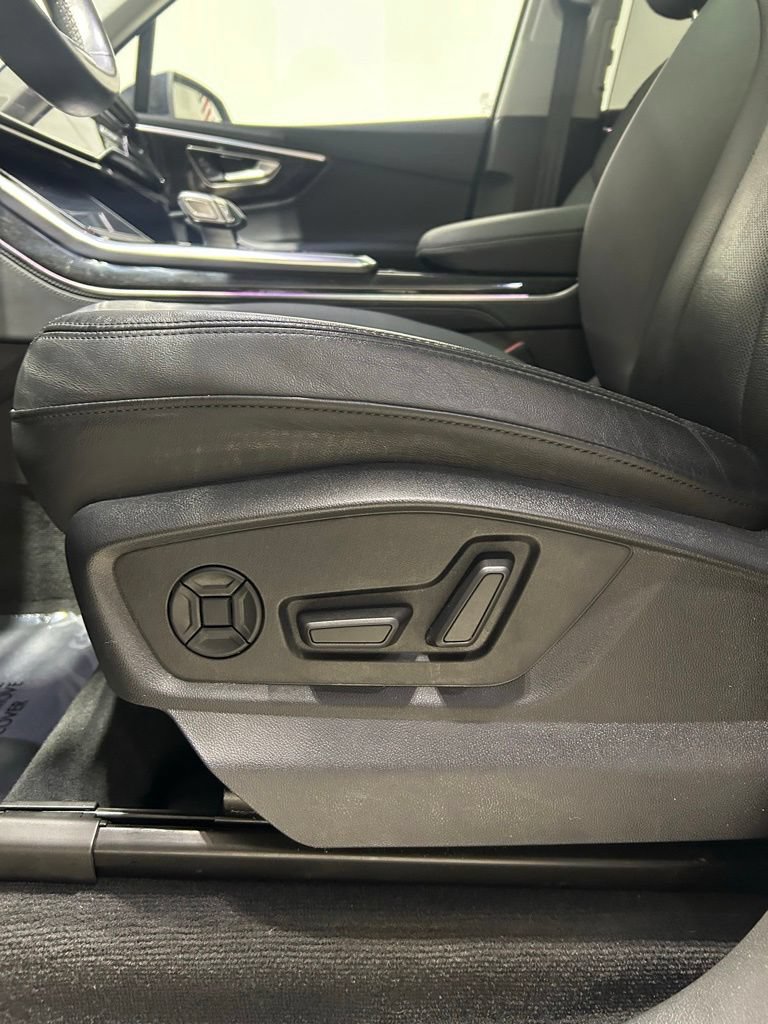 Used 2023 Audi Q7 3.0T Premium Plus AWD/4WD image 14
