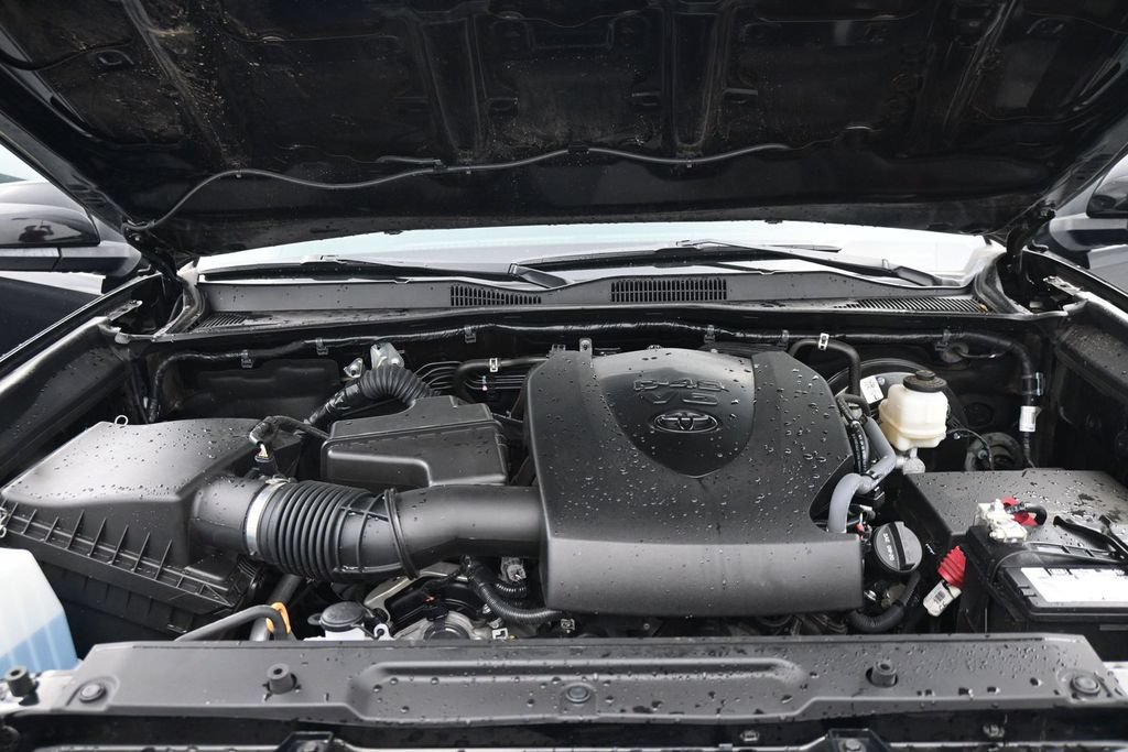 Used 2023 Toyota Tacoma SR AWD/4WD image 27
