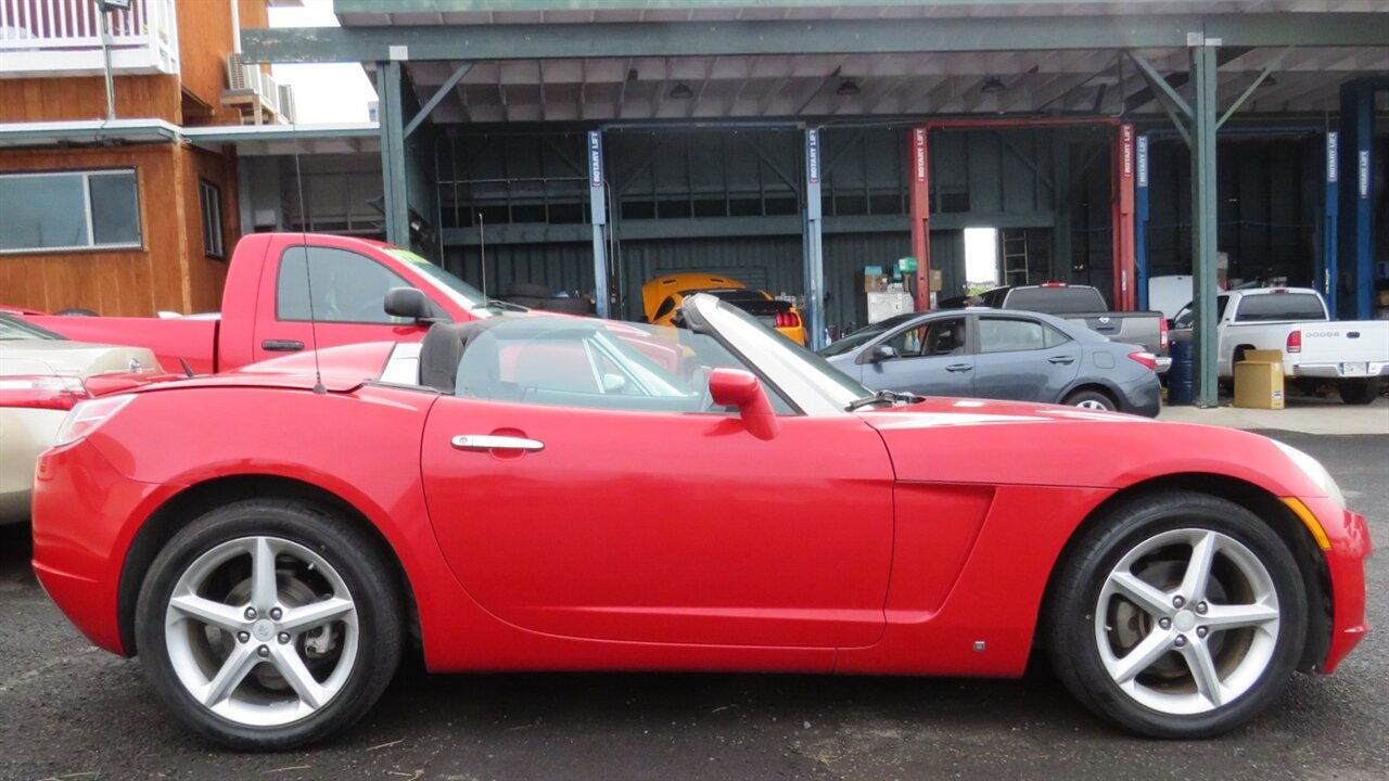 Used 2008 Saturn Sky image 10
