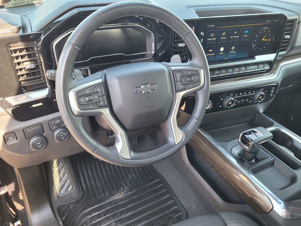 Used 2023 Chevrolet Silverado 1500 RST image 9