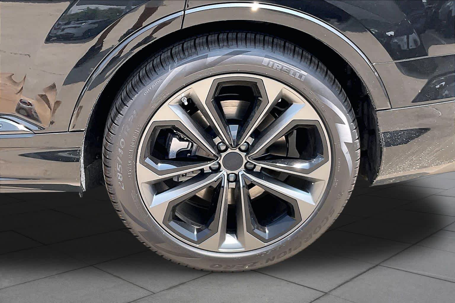 New 2026 Audi Q7 Premium Plus AWD/4WD image 11