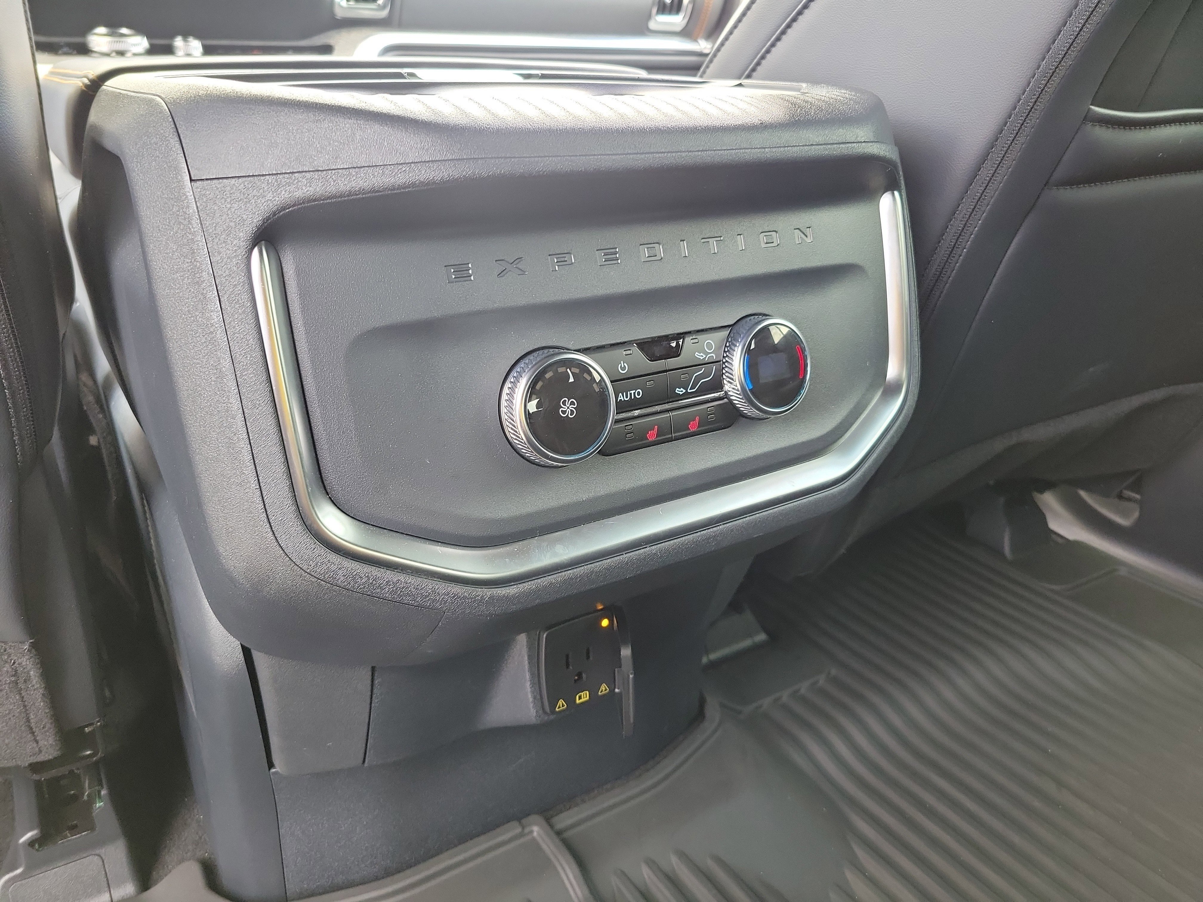 New 2025 Ford Expedition Tremor AWD/4WD image 8