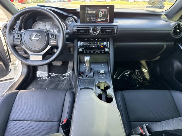 Used 2024 Lexus IS 300 w/ Comfort Package RWD image 17