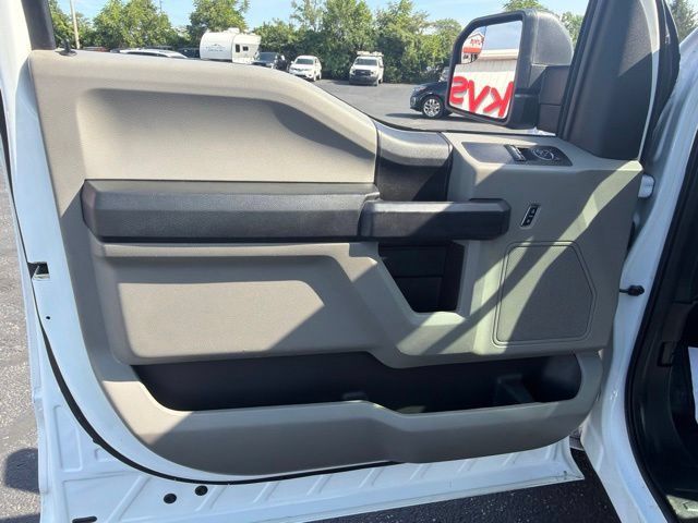 Used 2017 Ford F150 XL w/ Equipment Group 101A Mid RWD image 9