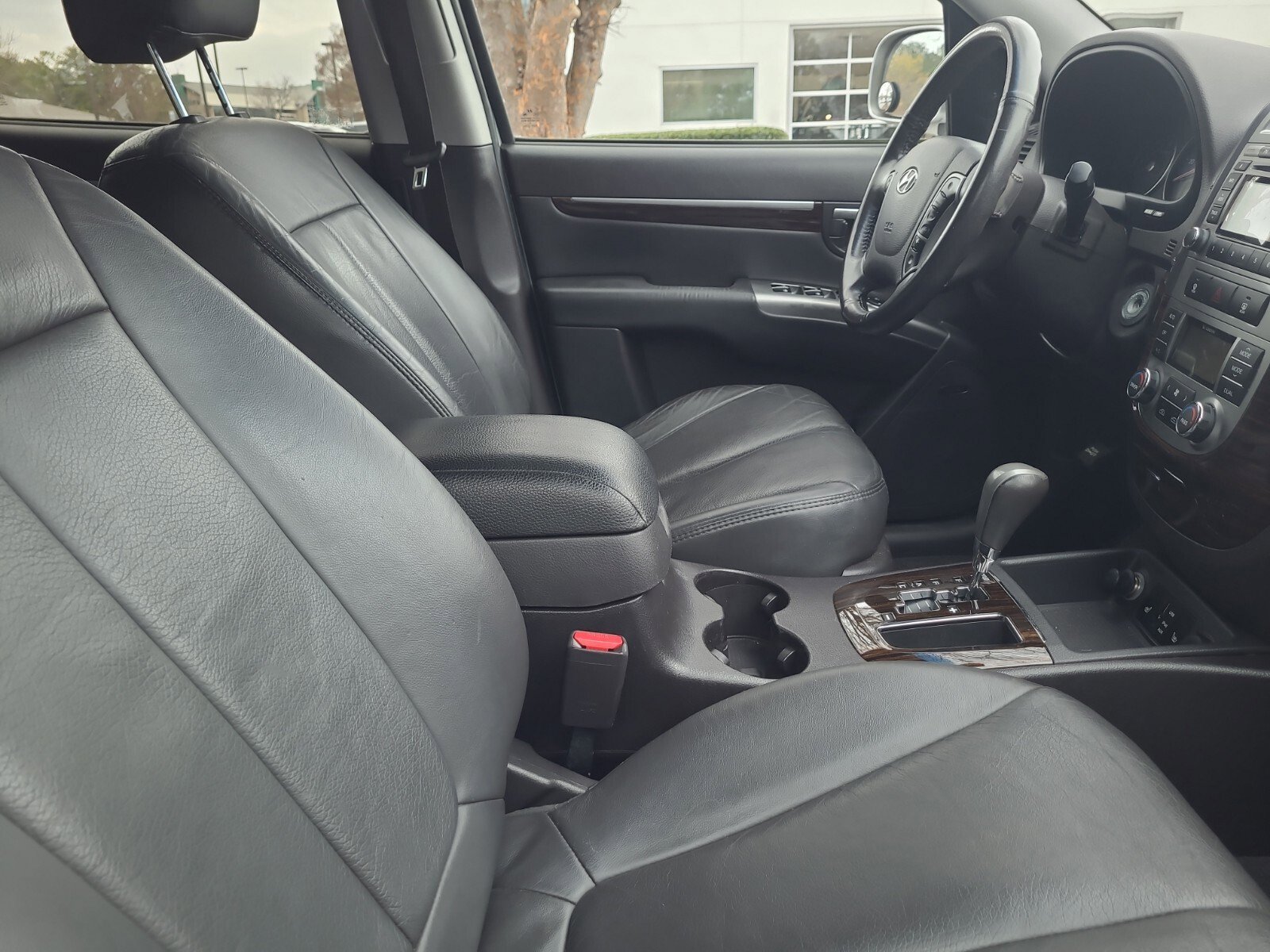 Used 2011 Hyundai Santa Fe Limited image 8