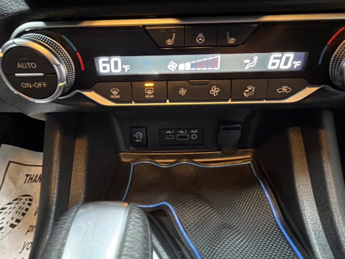 Used 2024 Nissan Sentra SV w/ All-Weather Package FWD image 18
