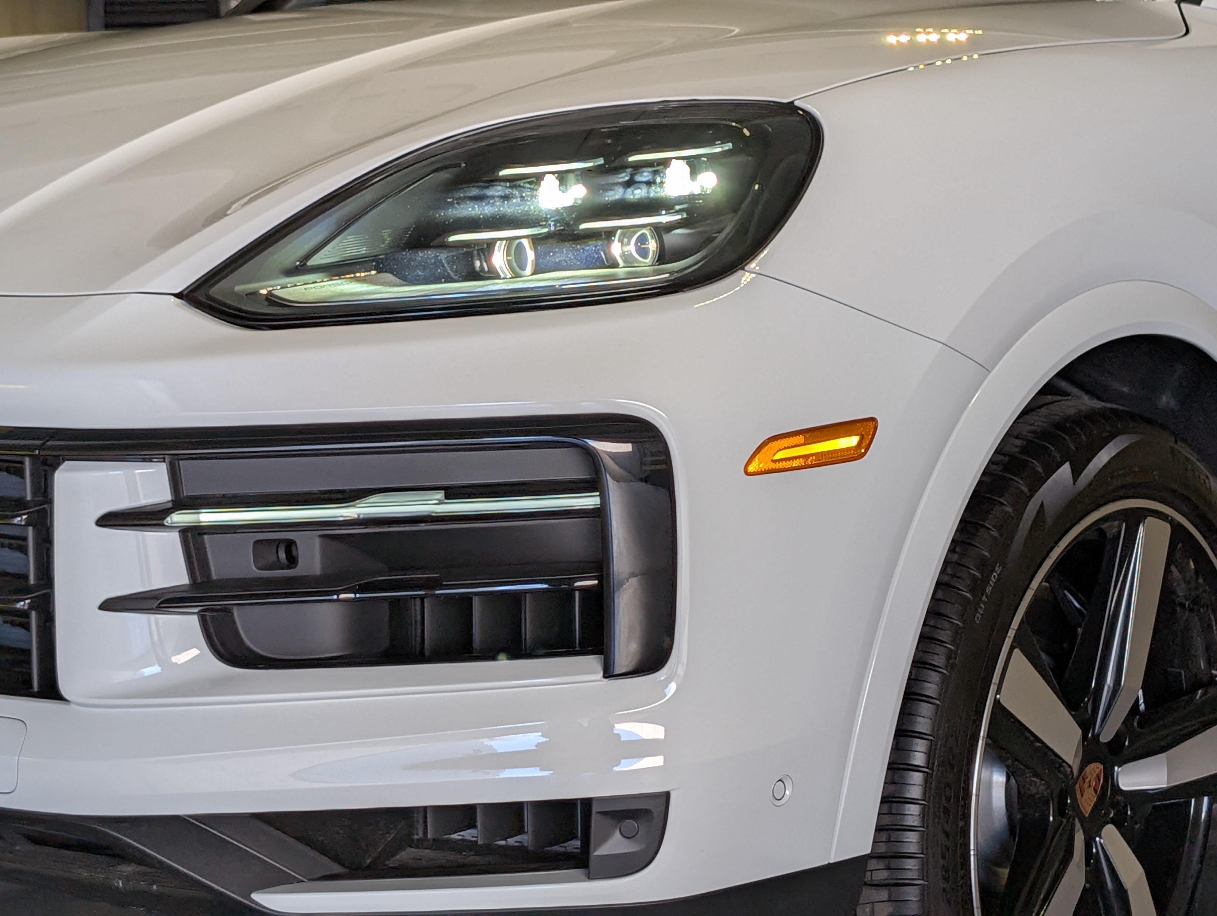 New 2026 Porsche Cayenne E-Hybrid AWD/4WD image 12