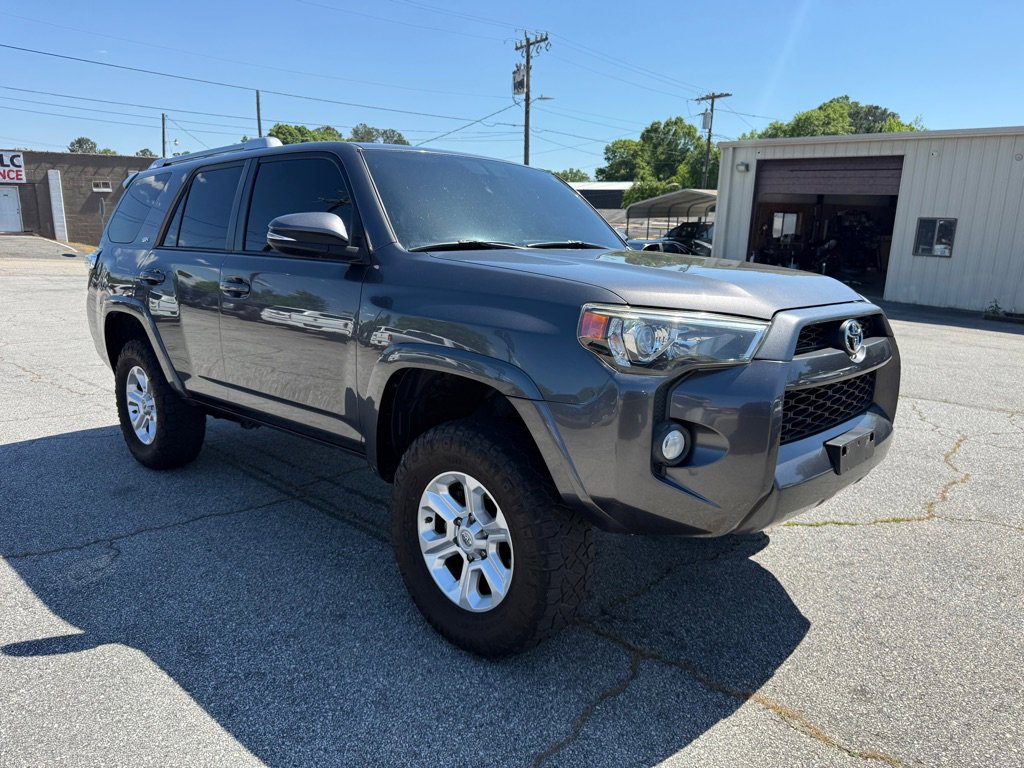 Used 2014 Toyota 4Runner SR5 Premium image 3