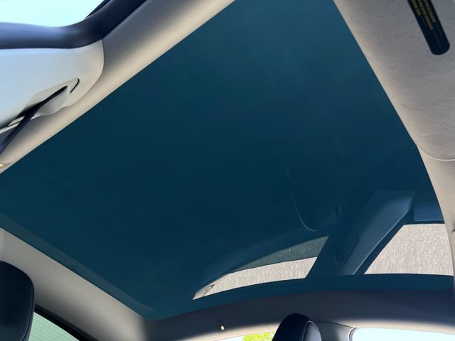 Used 2023 Tesla Model Y Long Range AWD/4WD image 55