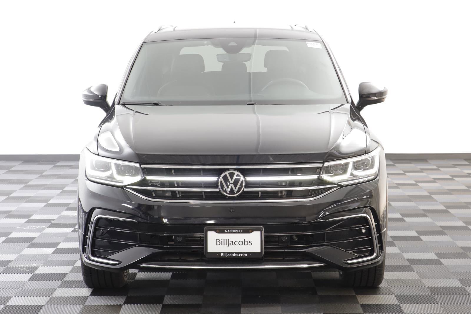Used 2023 Volkswagen Tiguan SEL R-Line image 23