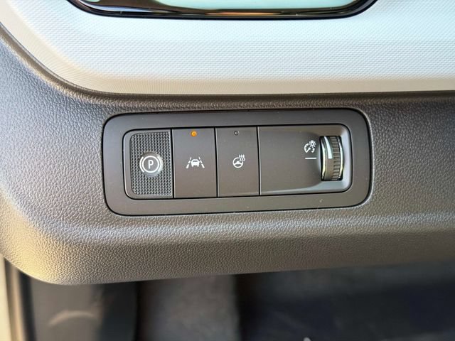 New 2027 Chevrolet Bolt LT w/ Comfort Package FWD image 23