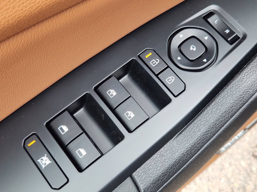 New 2026 Kia Sportage X-Line w/ X-Line Technology Package AWD/4WD image 7