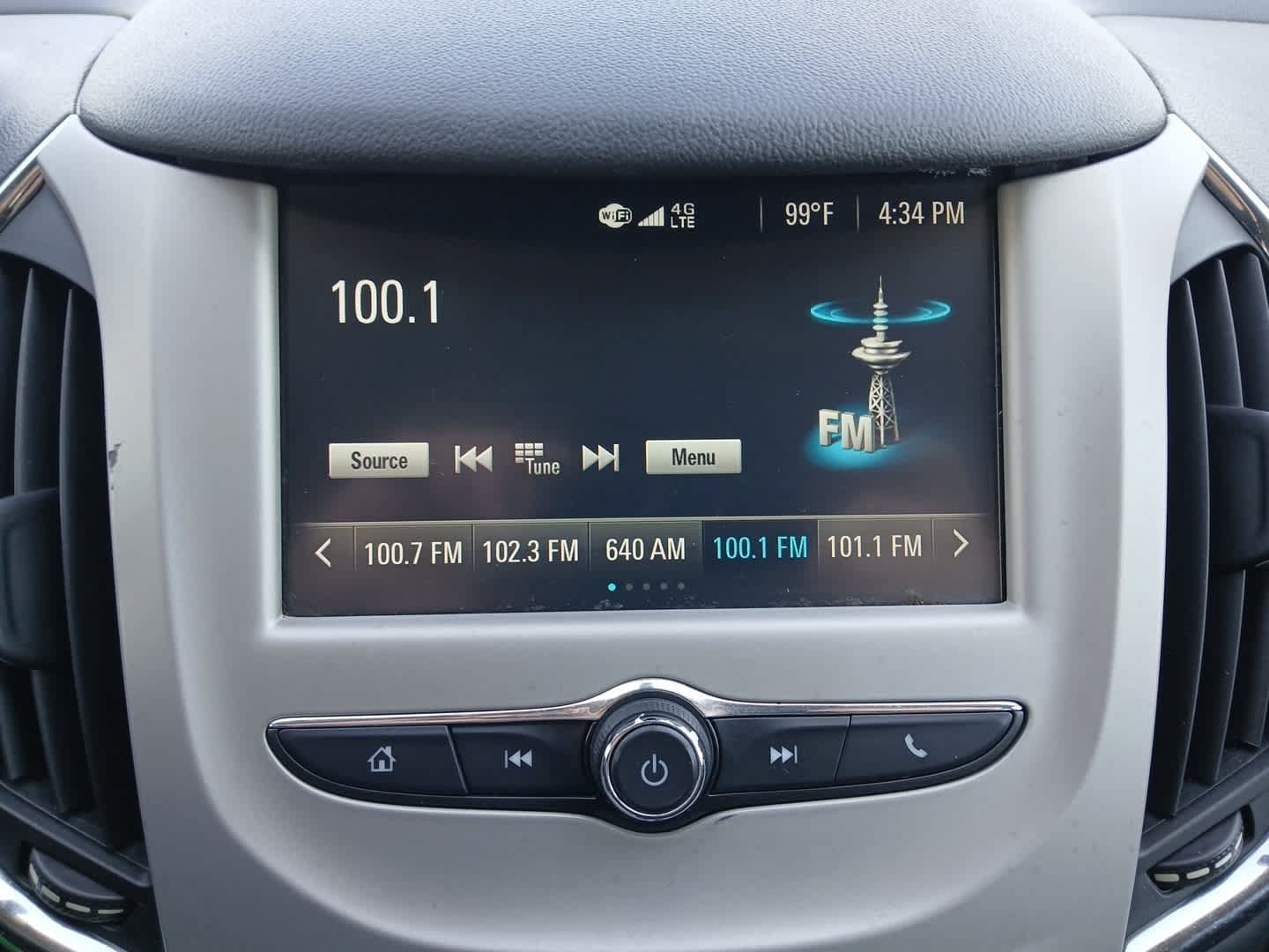 Used 2017 Chevrolet Cruze LS FWD image 26