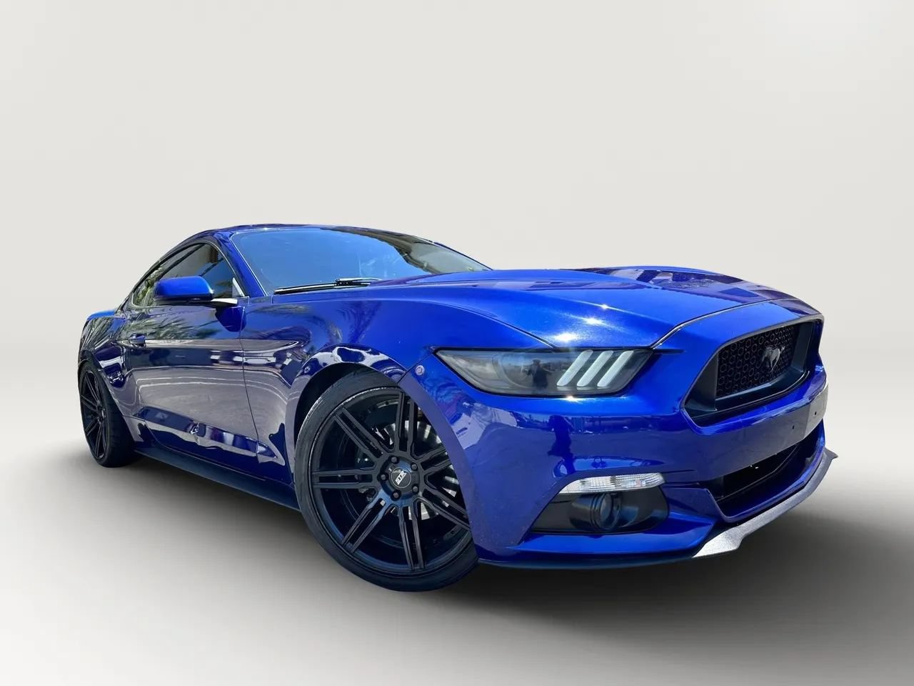Used 2015 Ford Mustang GT w/ Equipment Group 051A RWD image 15
