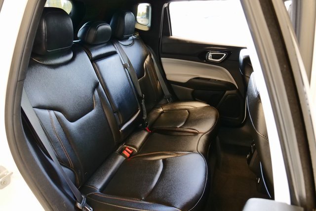 Used 2024 Jeep Compass Limited image 14