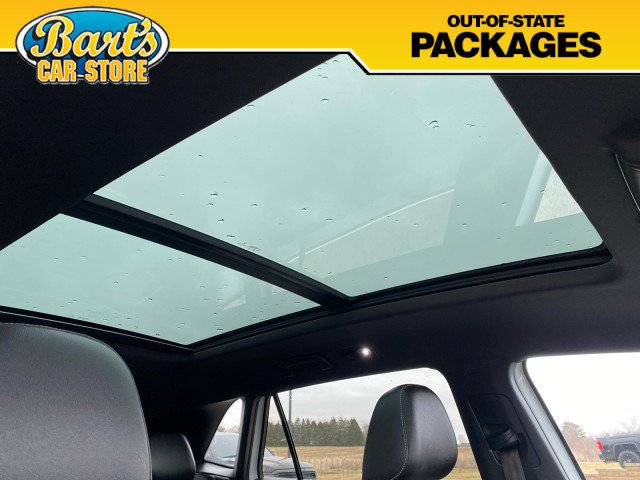Used 2020 Volkswagen Atlas Cross Sport SE w/ Panoramic Sunroof Package FWD image 16