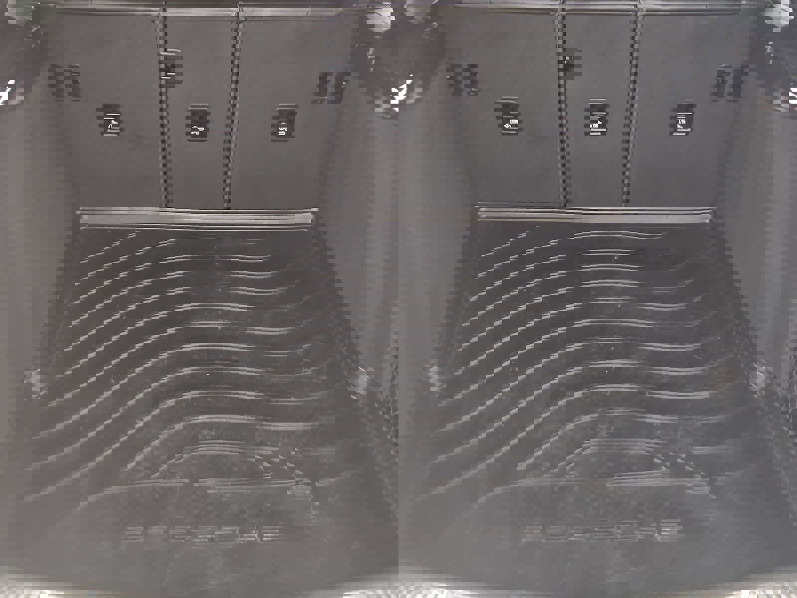 Used 2017 Porsche Macan S image 36