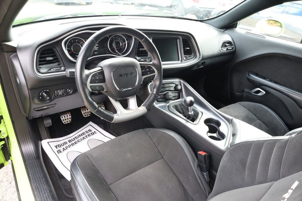 Used 2015 Dodge Challenger SRT w/ Technology Group image 12