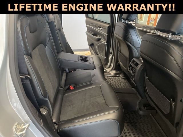 Used 2024 Jeep Grand Cherokee Trailhawk image 33