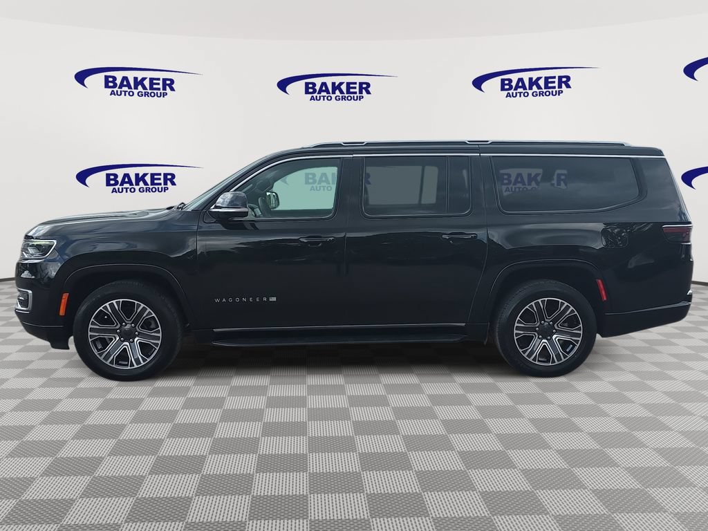 Used 2024 Jeep Wagoneer L Series II w/ Flexible Seating Group AWD/4WD image 6