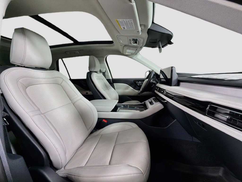 New 2026 Lincoln Aviator Reserve w/ Illumination Package RWD image 31