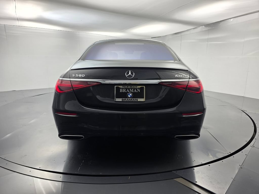 Used 2022 Mercedes-Benz S 580 4MATIC Sedan image 5